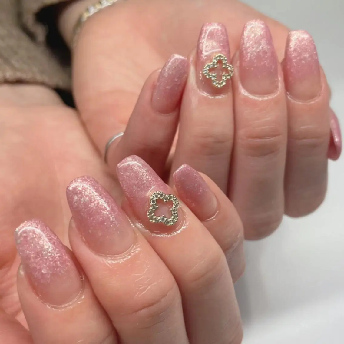 ネイル ジェルネイル グラデーション 持ち込み ニュアンスネイル オフィスネイル Lety maoのネイルデザイン