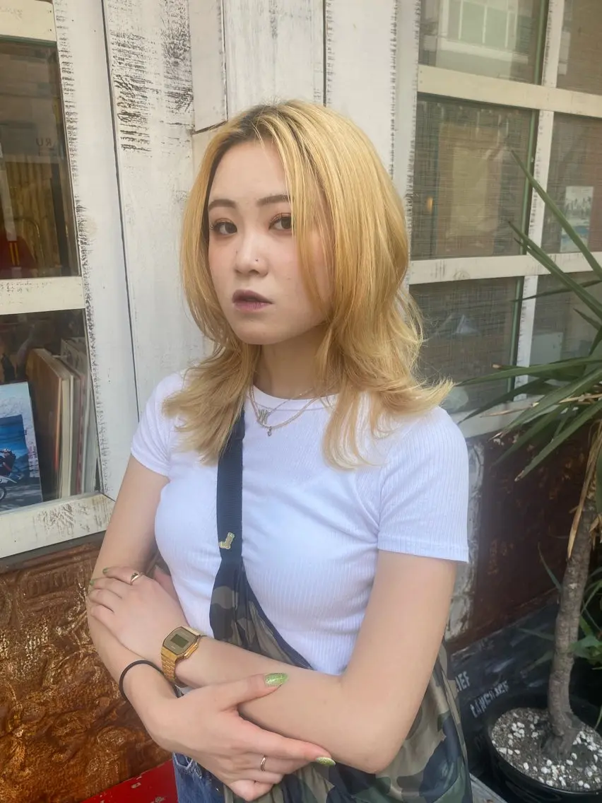 ミディアム 大西 柚羽のヘアスタイル