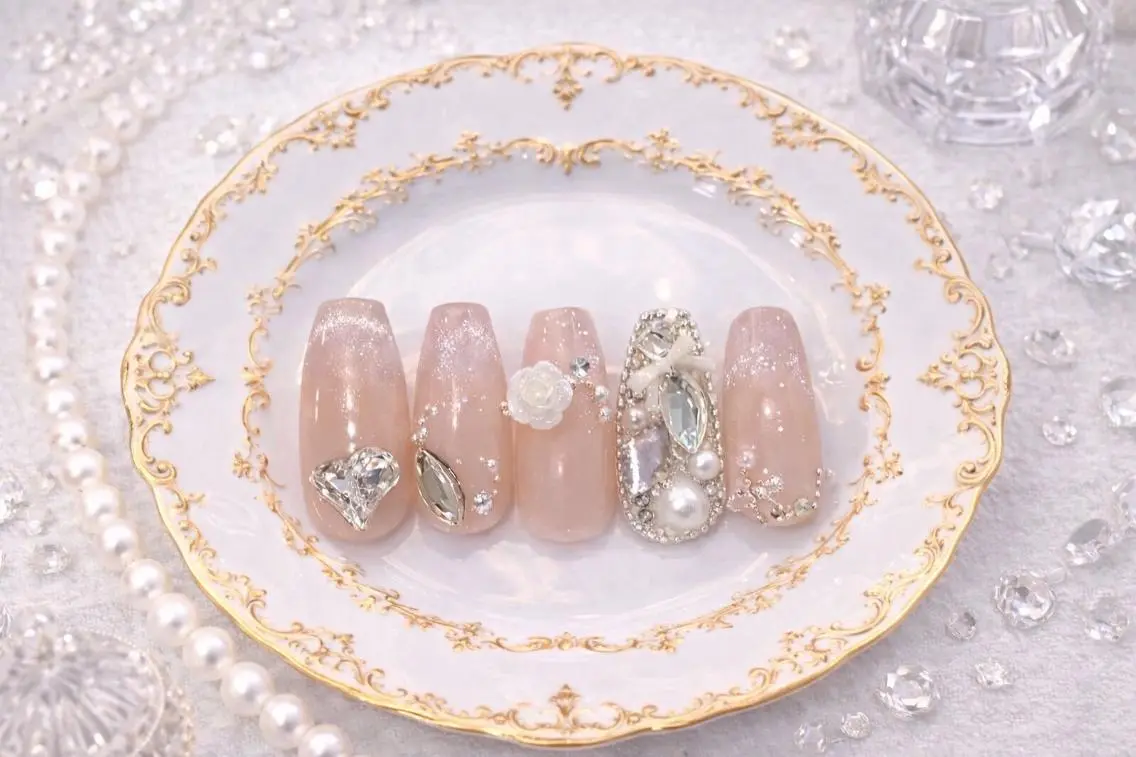 ネイル ❤️💛REBEST 京橋　nailのネイルデザイン