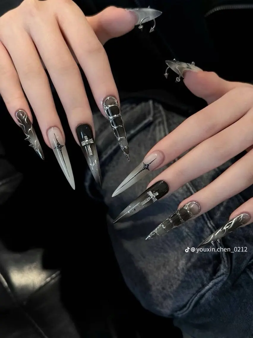 ネイル 韓国ネイル マグネットネイル 持ち込み ハンドネイル Dyo Nail_Royalのネイルデザイン