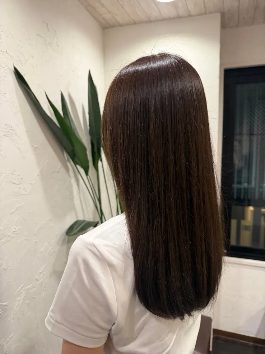 ロング パープルカラー ヘアカラー 張替 凜のヘアスタイル