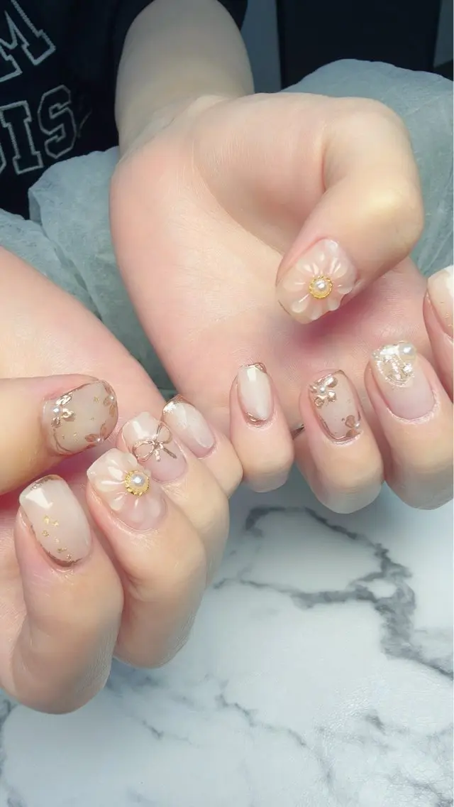 ネイル フラワーネイル ぷっくりネイル 春ネイル nail salon ily 武蔵新城のネイルデザイン