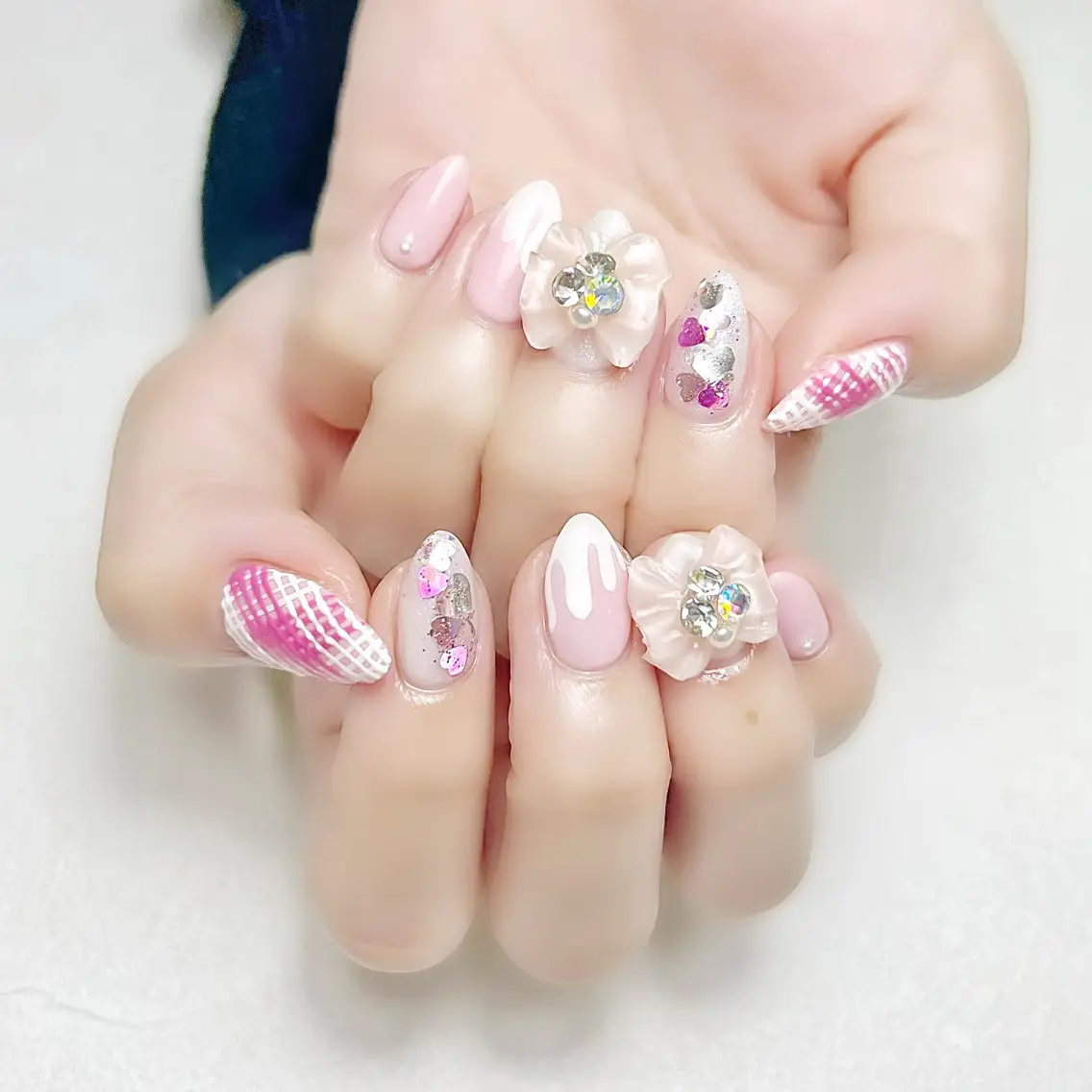 ネイル ガーリー ハート リボン バレンタイン rouse nail RISATOのネイルデザイン