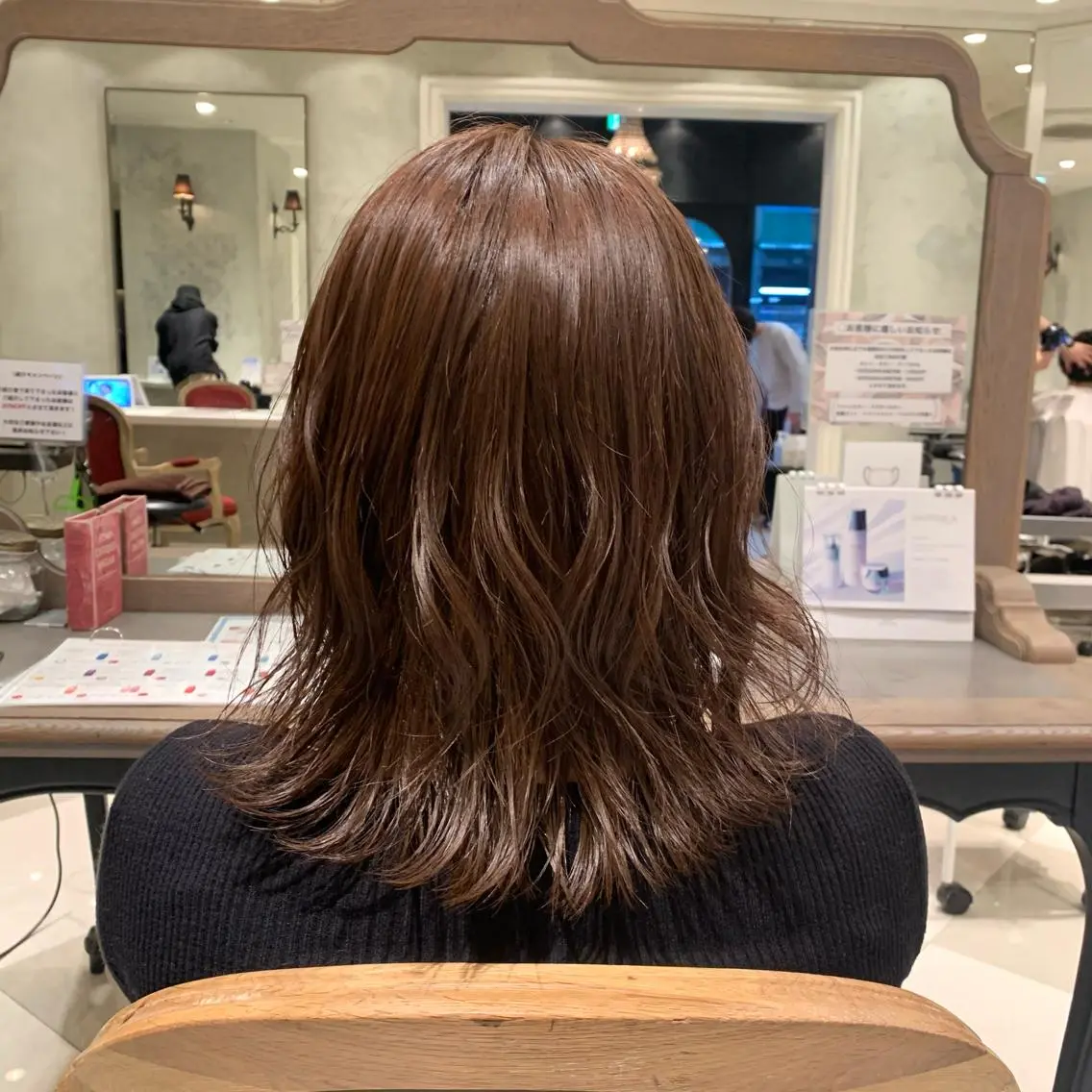 セミロング カラー Takahashi Yuriのヘアスタイル