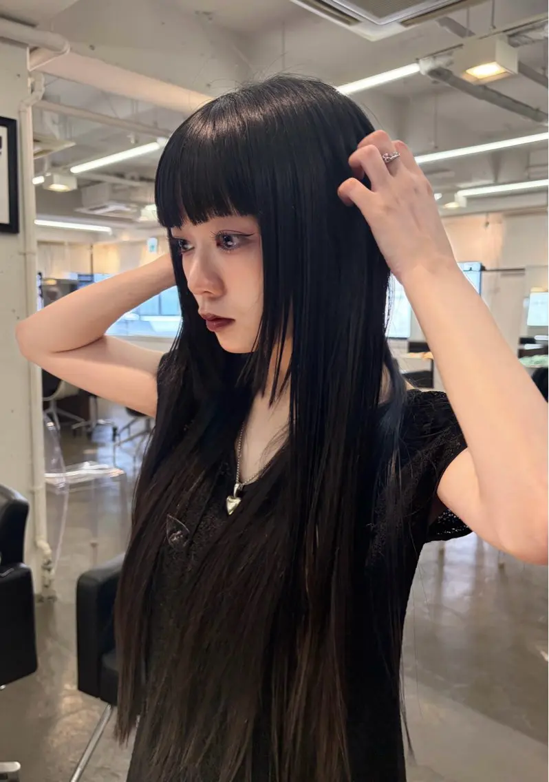ロング 岩元 結実のヘアスタイル