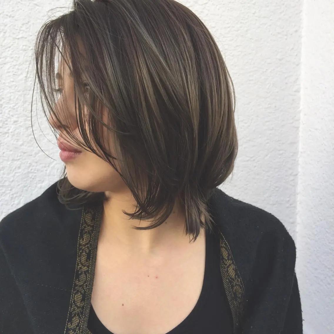 ミディアム カラー パーマ ヘアアレンジ メンズ キッズ ネイル マツエク・マツパ メンズブリーチ メンズハイライト メンズインナーカラー ブリーチ グラデーションカラー 顔まわりレイヤー× 韓国ヘアオタベシンヤのヘアスタイル
