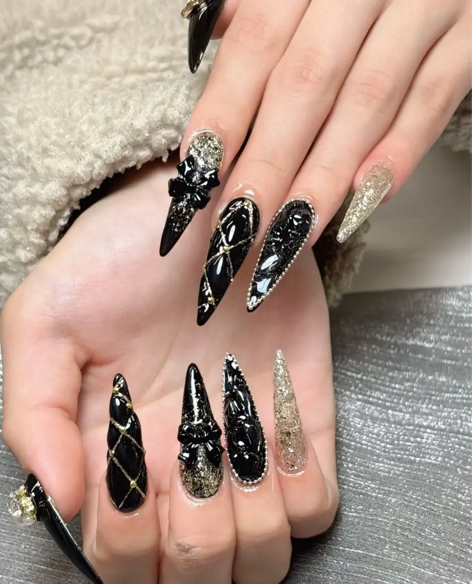 ネイル フラワーネイル フレンチネイル ジェルネイル ガラスフレンチ ハート ハンドネイル BabyYouMi nailのネイルデザイン