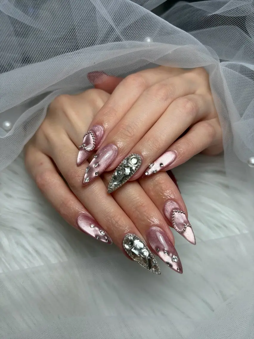 ネイル アートネイル 長さ出し ジェルネイル マグネットネイル ニュアンスネイル ハンドネイル Cloudy Chan Nailのネイルデザイン