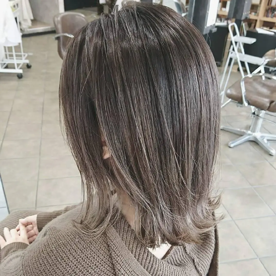 ショート ヘアカラー Luisハイライト　 喜連瓜破、髪質改善のヘアスタイル