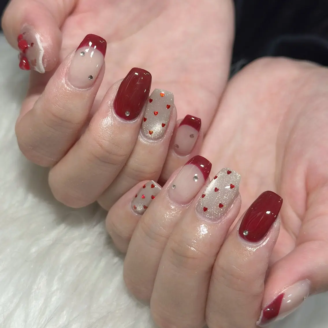 ネイル ハンドネイル フットネイル LAVISH nanamiのネイルデザイン