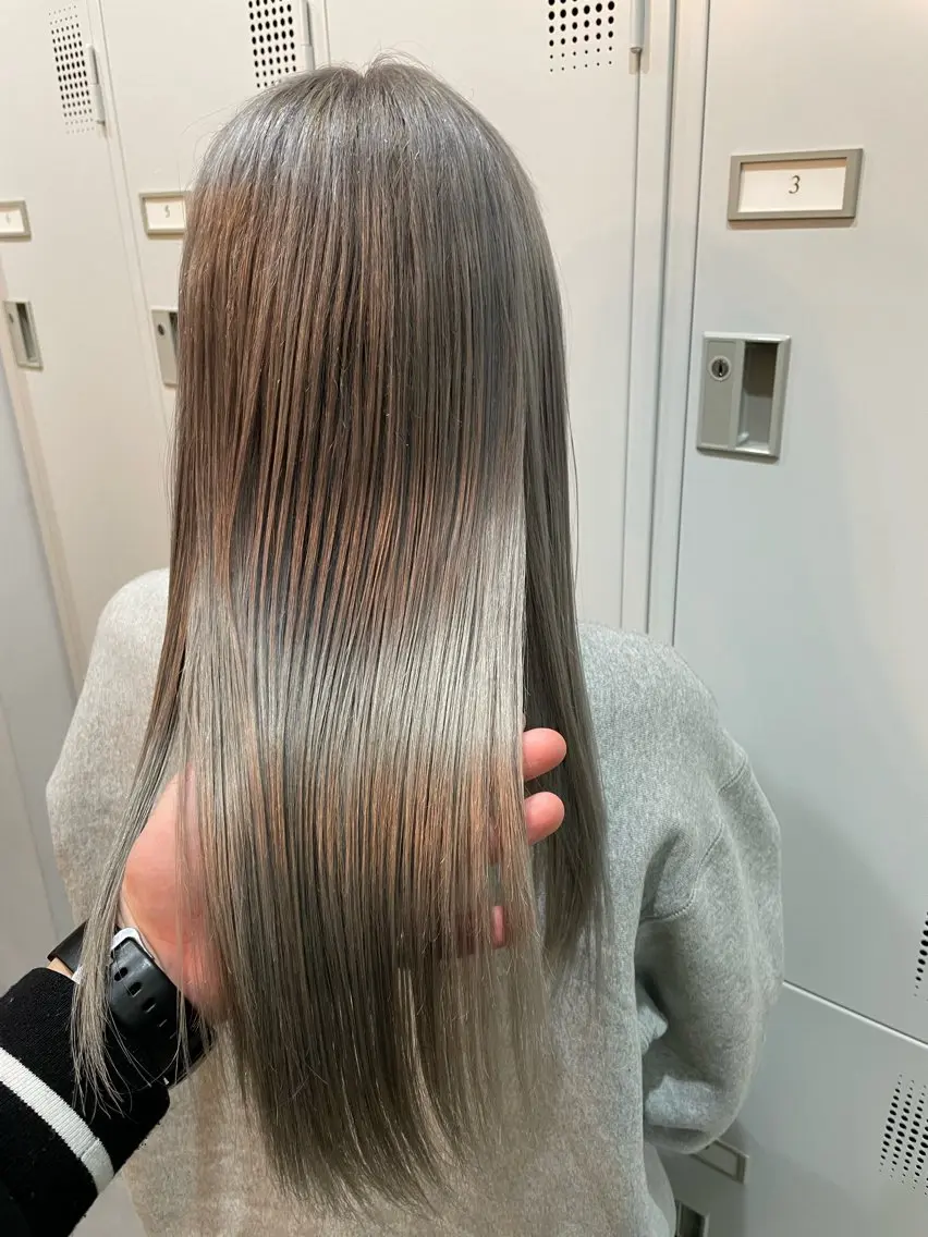 ロング カラー 小川 舜人のヘアスタイル