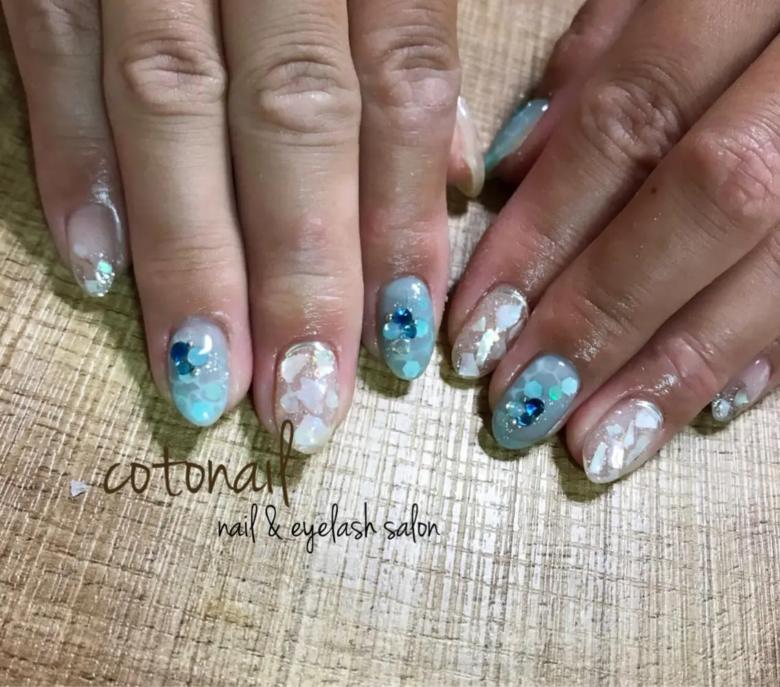 セミロング ネイル アートネイル ハンドネイル ツメトマツゲ .のネイルデザイン