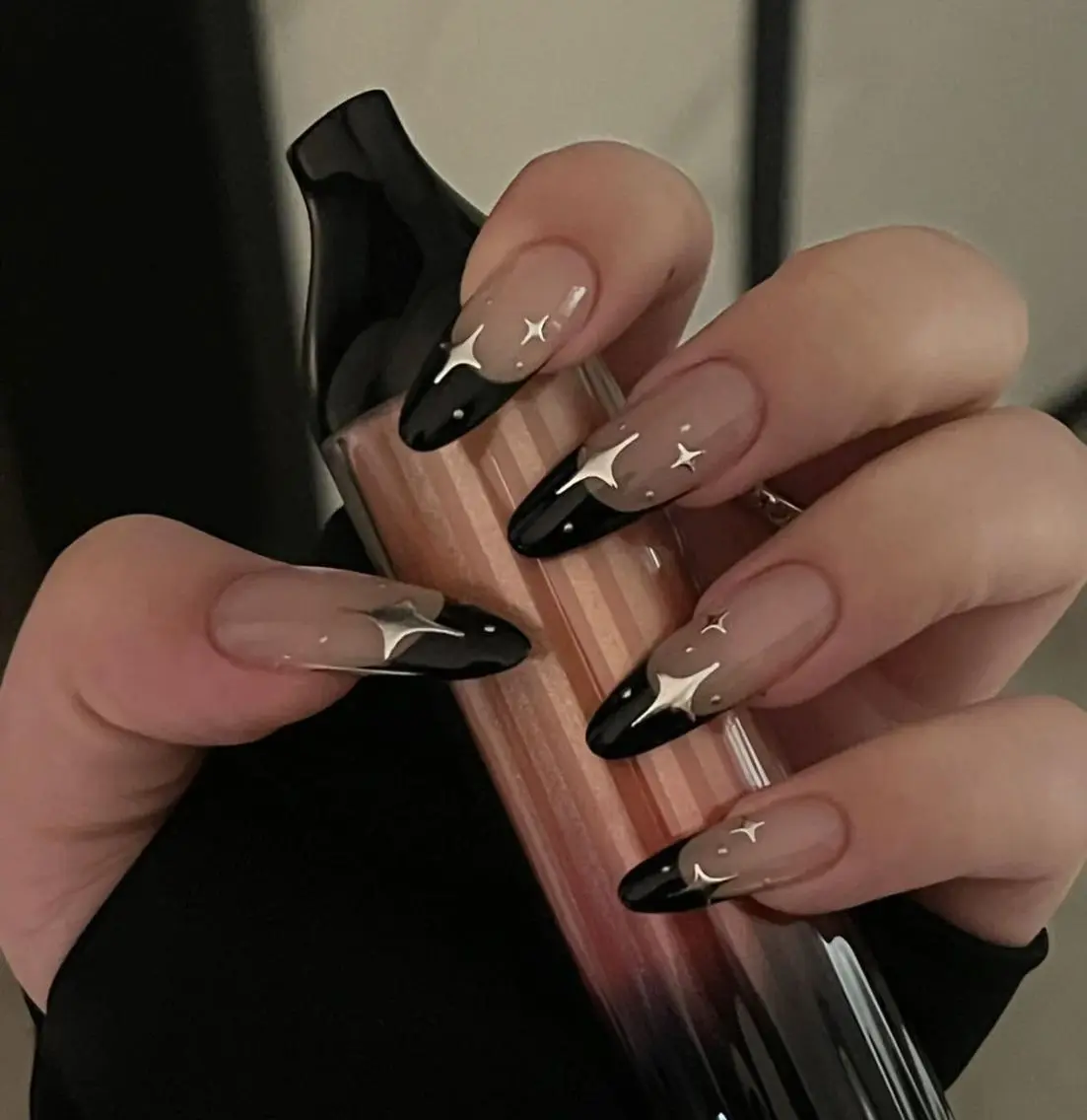 ネイル アートネイル 長さ出し ネイルチップ Queens PUPUのネイルデザイン