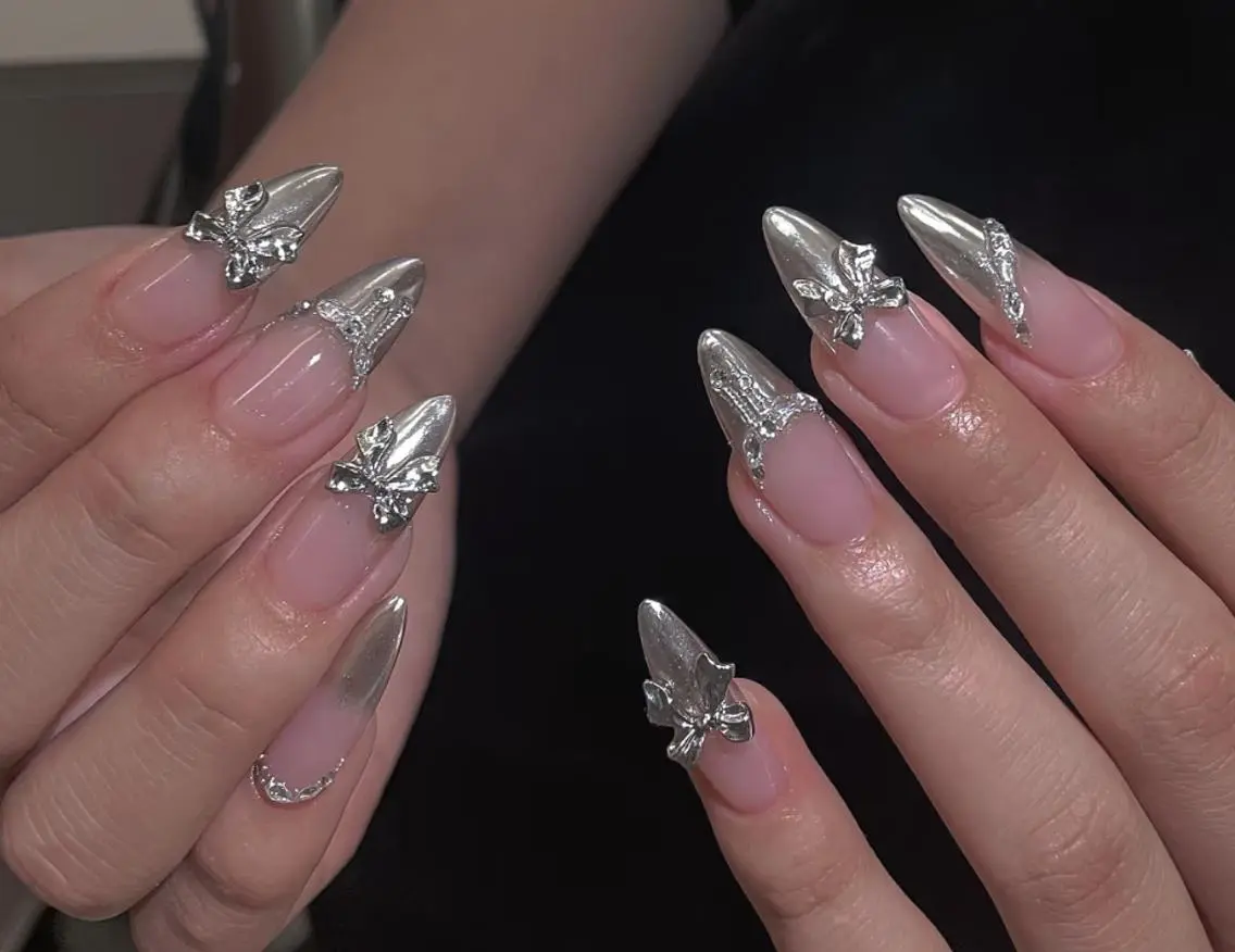 ネイル ハンドネイル 🎀 Ayaka_nailのネイルデザイン