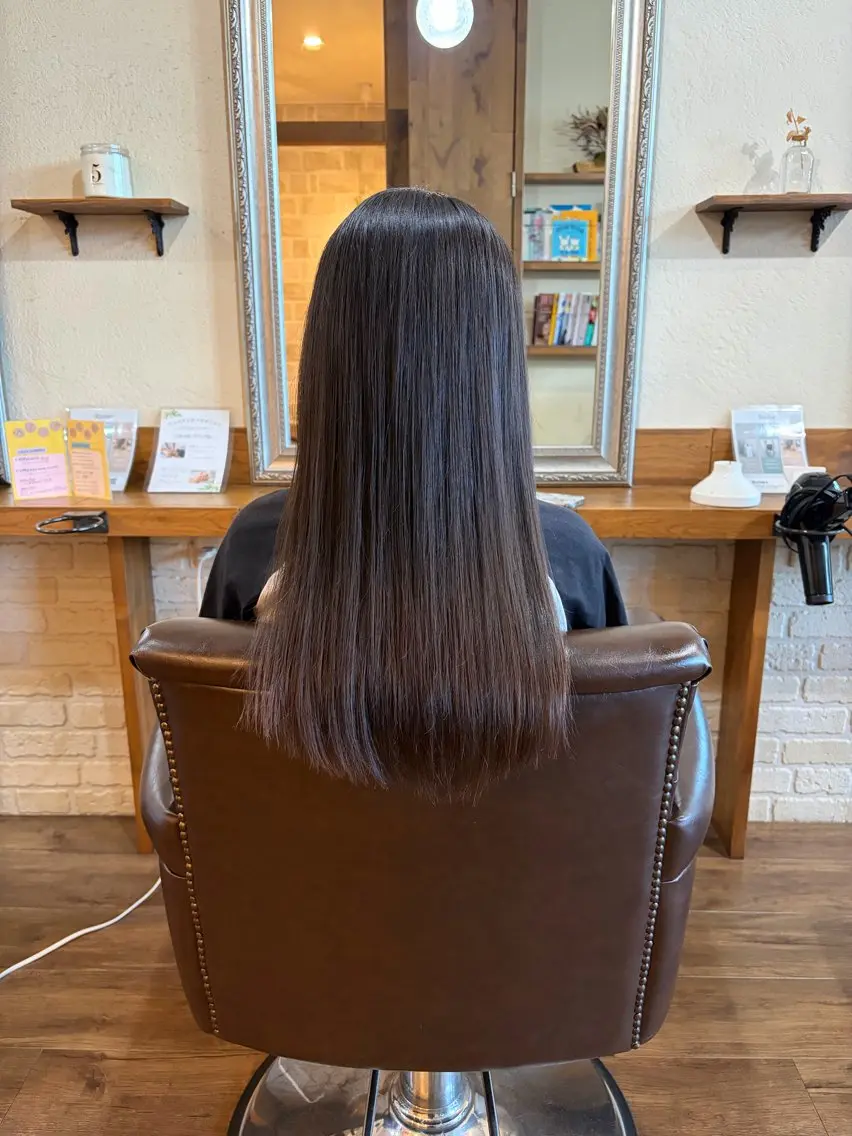 ロング 肥田 夕蘭のヘアスタイル