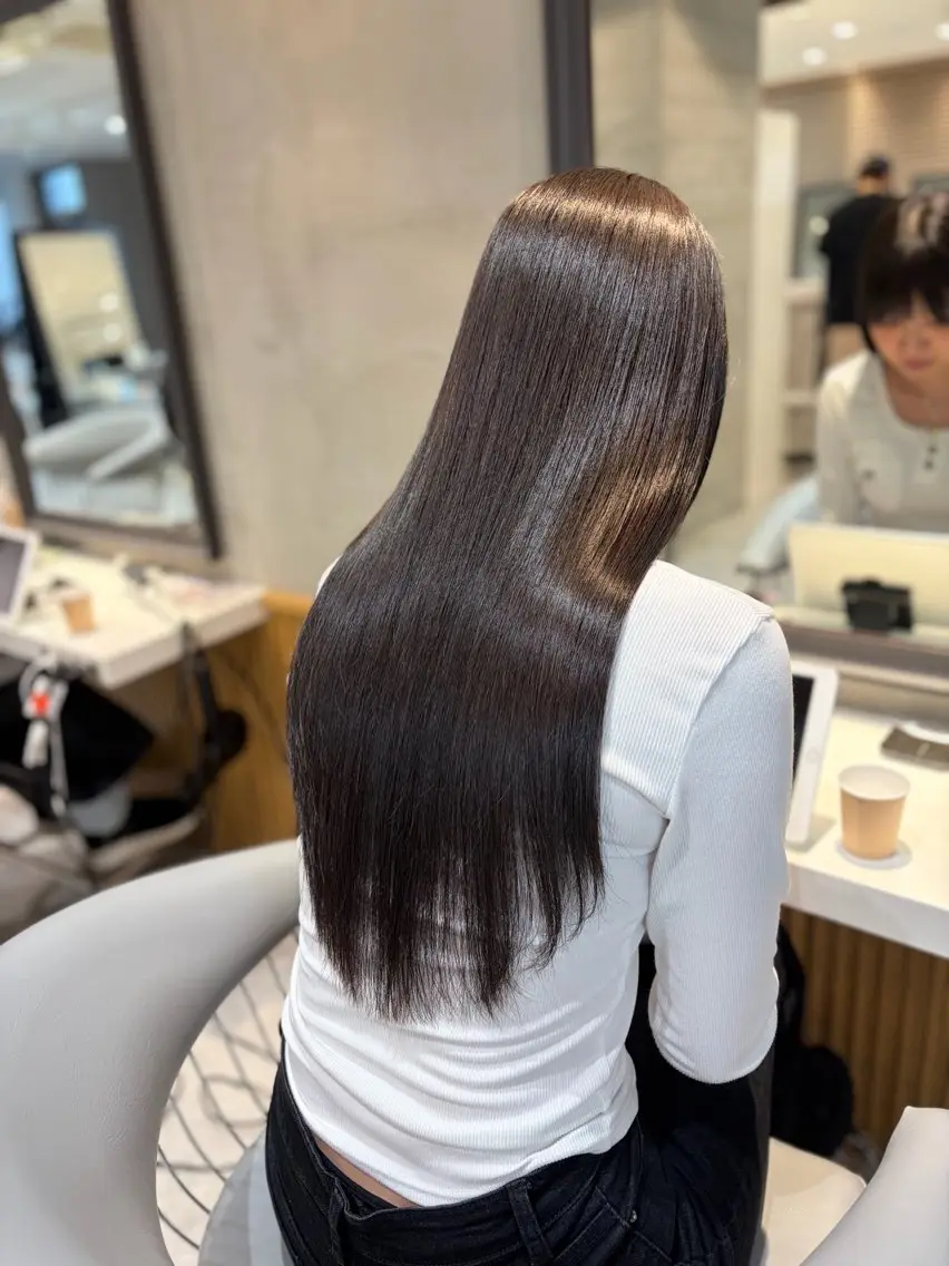 ロング カラー ヘアカラー トリートメント ヘアセット/レイヤー 赤み消し/はるかのヘアスタイル