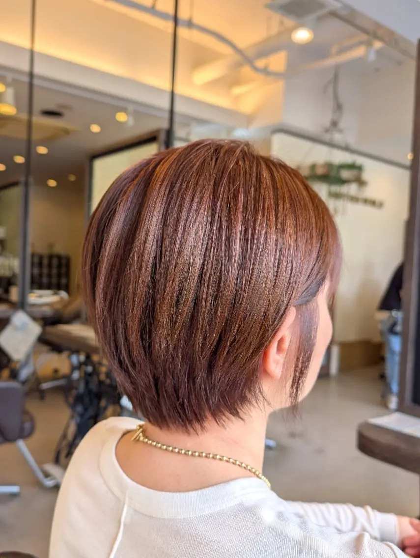 ショート カラー カット ヘアカラー 吉田  彩／大人 艶髪 ／ヘッドスパのヘアスタイル