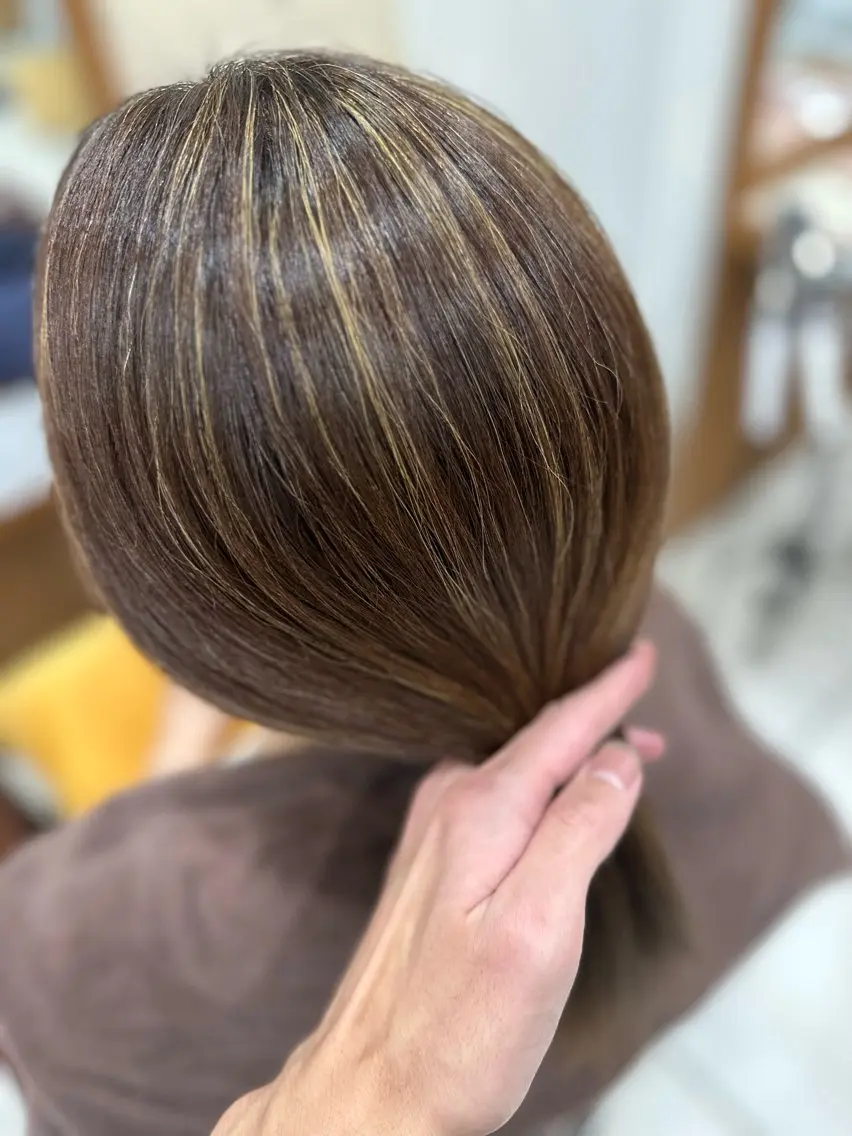 セミロング カラー ハイライトカラー ハイライト 平日オススメ✨ コスパ&タイパ✨山下のヘアスタイル
