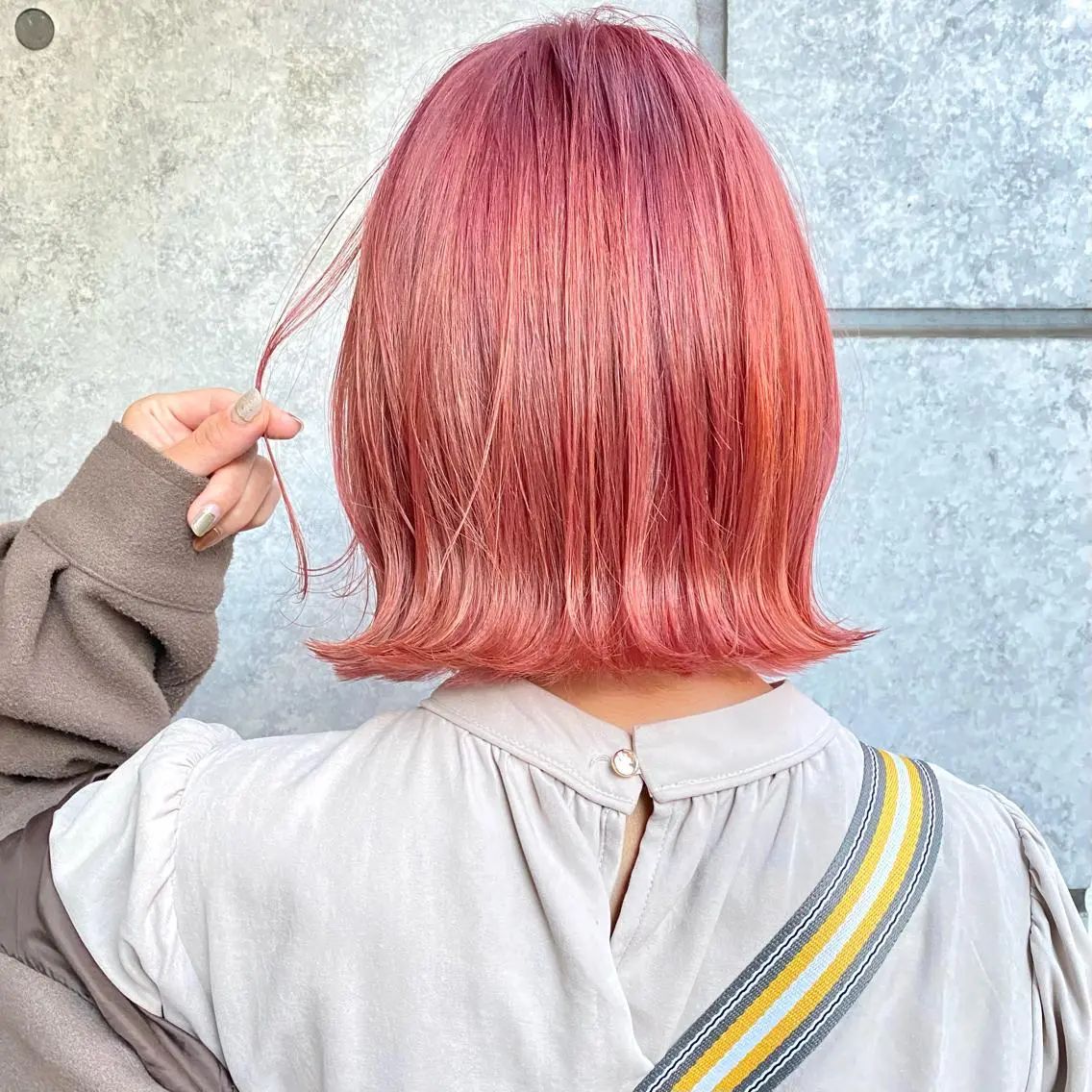 ミディアム カラー カット ヘアカラー トリートメント 癖毛救済✂️ボブ /髪質改善ストレートのヘアスタイル