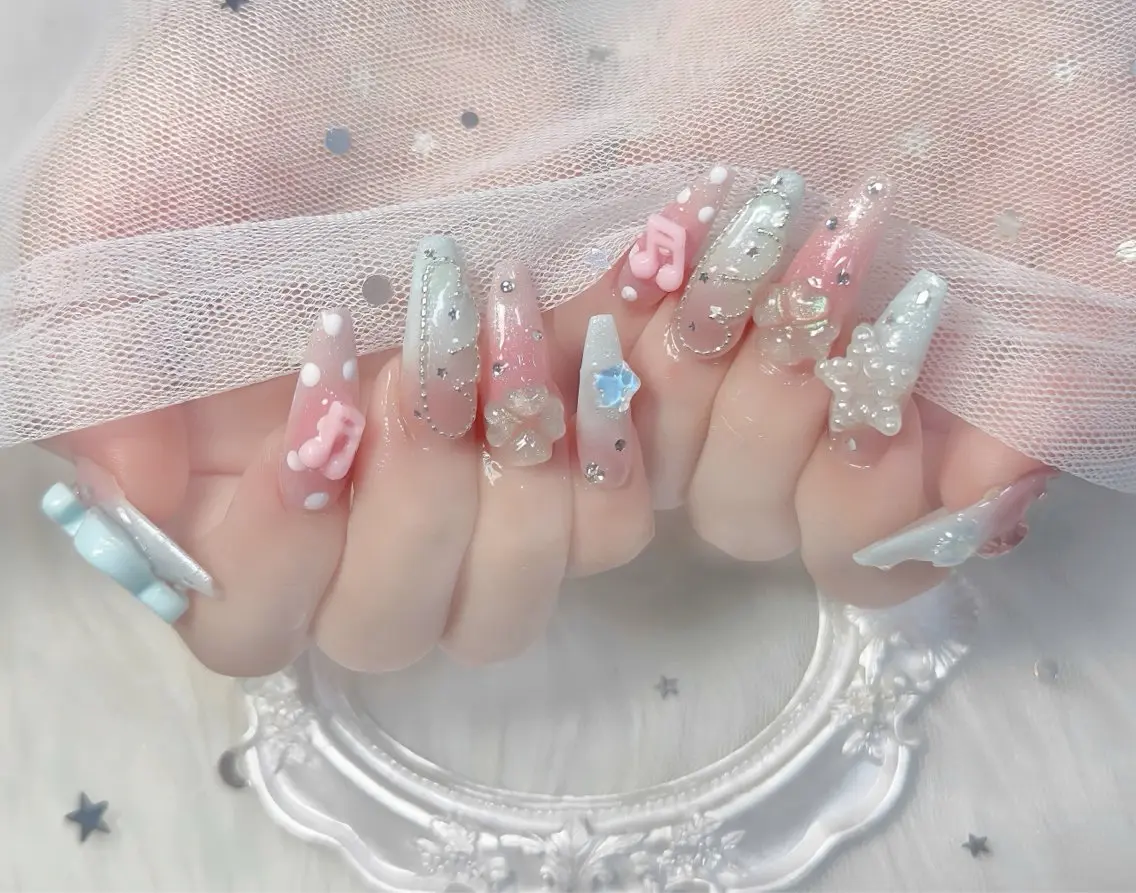 ネイル Rin Hana Nailのネイルデザイン