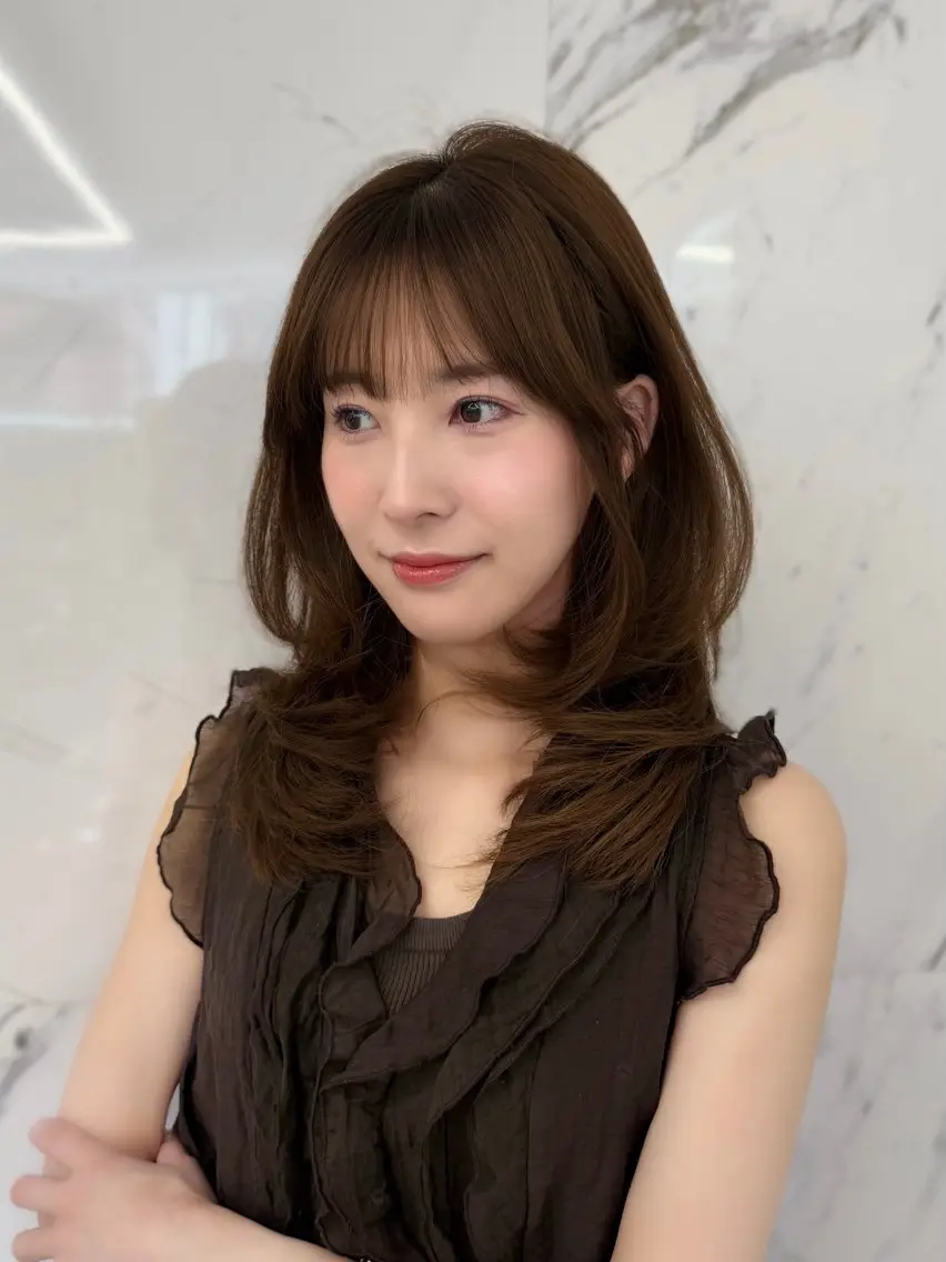 ミディアム カット ヘアカラー parvemix平野 真央🎀💞のヘアスタイル