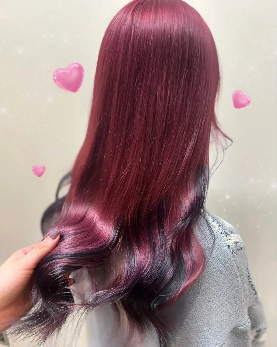 セミロング カラー 黒髪 デザインカラー ハイライトカラー ピンクカラー レッドカラー ヘアカラー トリートメント 新宿駅近♡個室 ♡関口三都季🌜のヘアスタイル