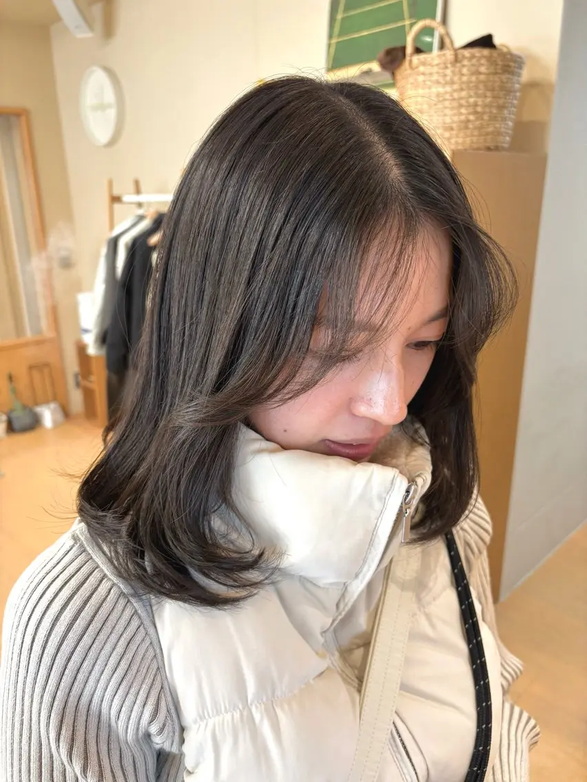 セミロング ヘアカラー 暖色＊ベージュ ＊くらたあやかのヘアスタイル