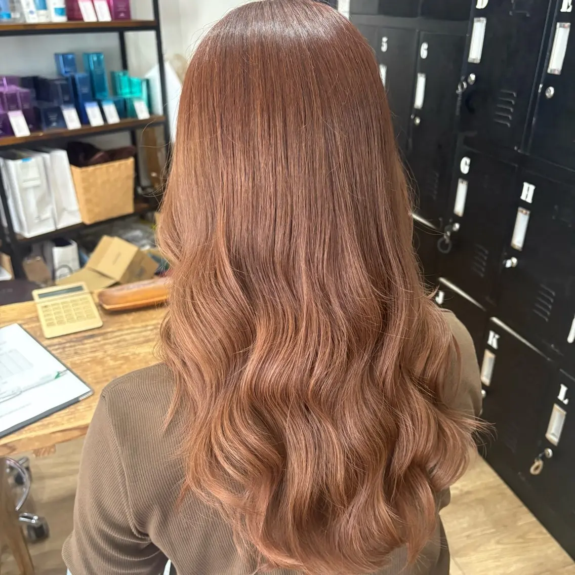 ロング カラー 前田 樺音のヘアスタイル