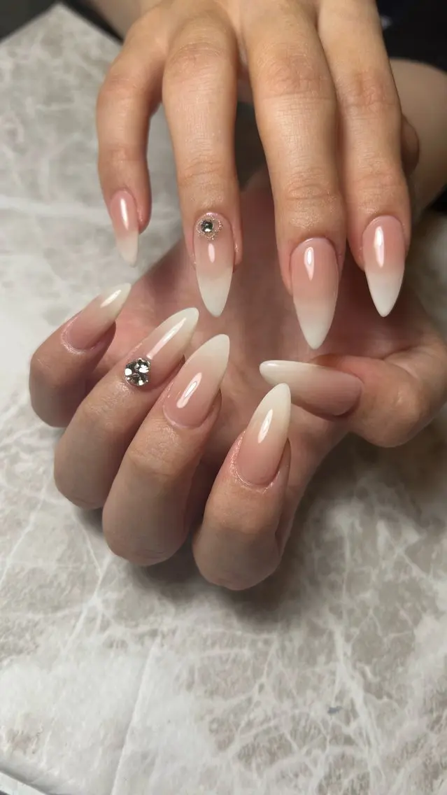 ネイル ハンドネイル BELLUNA Mizuki❤︎のネイルデザイン