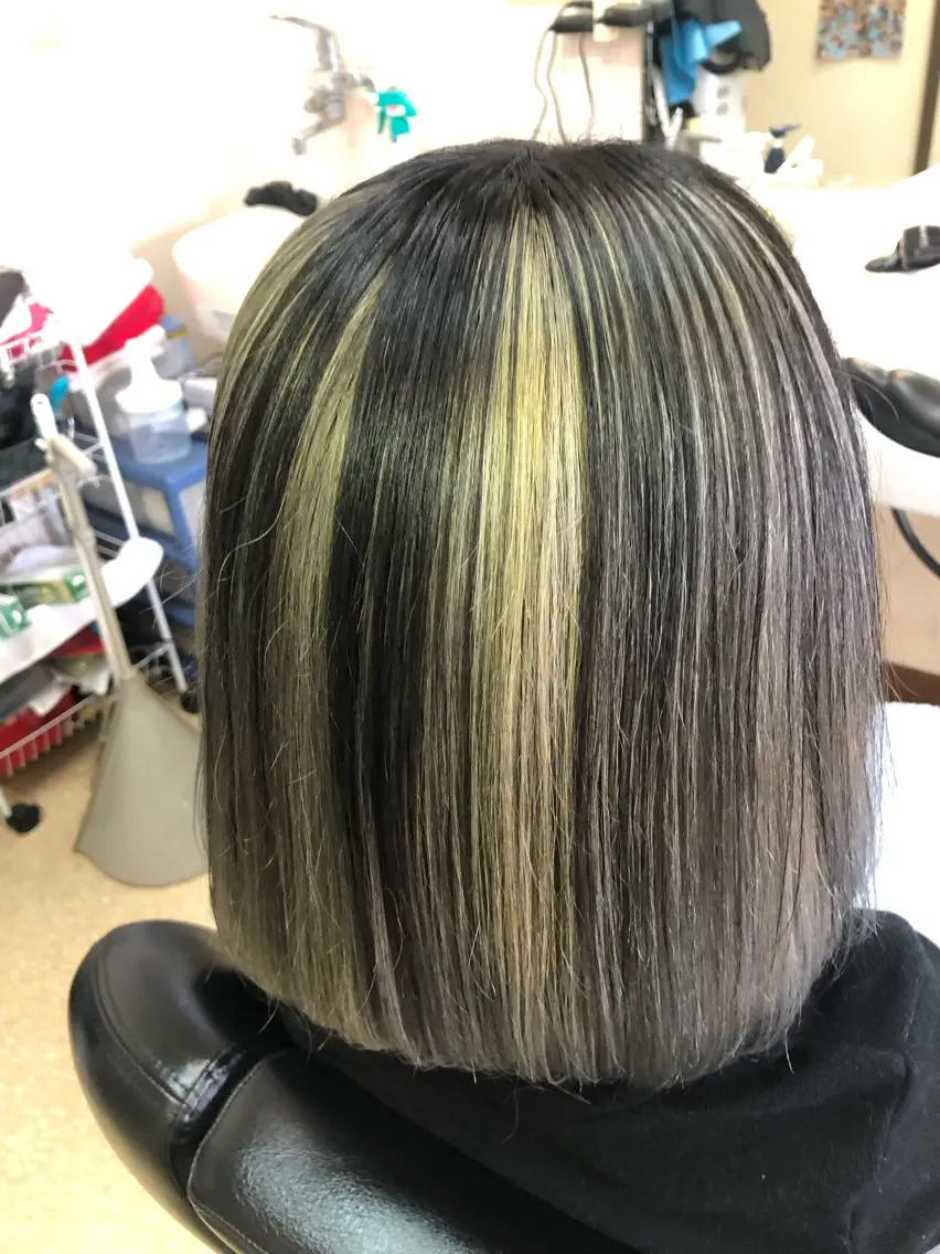 ミディアム カラー 石塚 浩のヘアスタイル