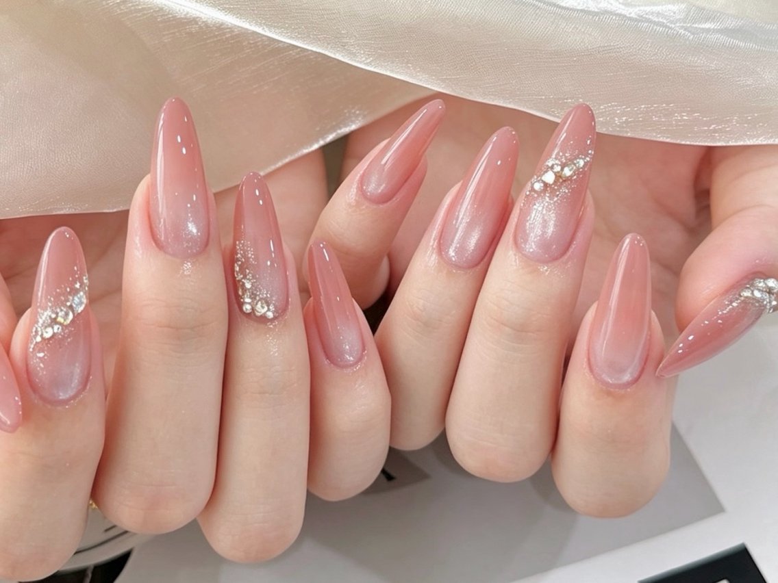 ネイル ブラウン フットネイル フレンチネイル グラデーション 氷ネイル・うるうるネイル ハンドネイル Mixx Nail_ Studioのネイルデザイン