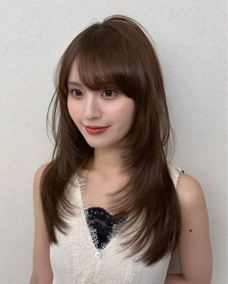 ロング 《期間限定無料》 レイヤー専門✂️のヘアスタイル
