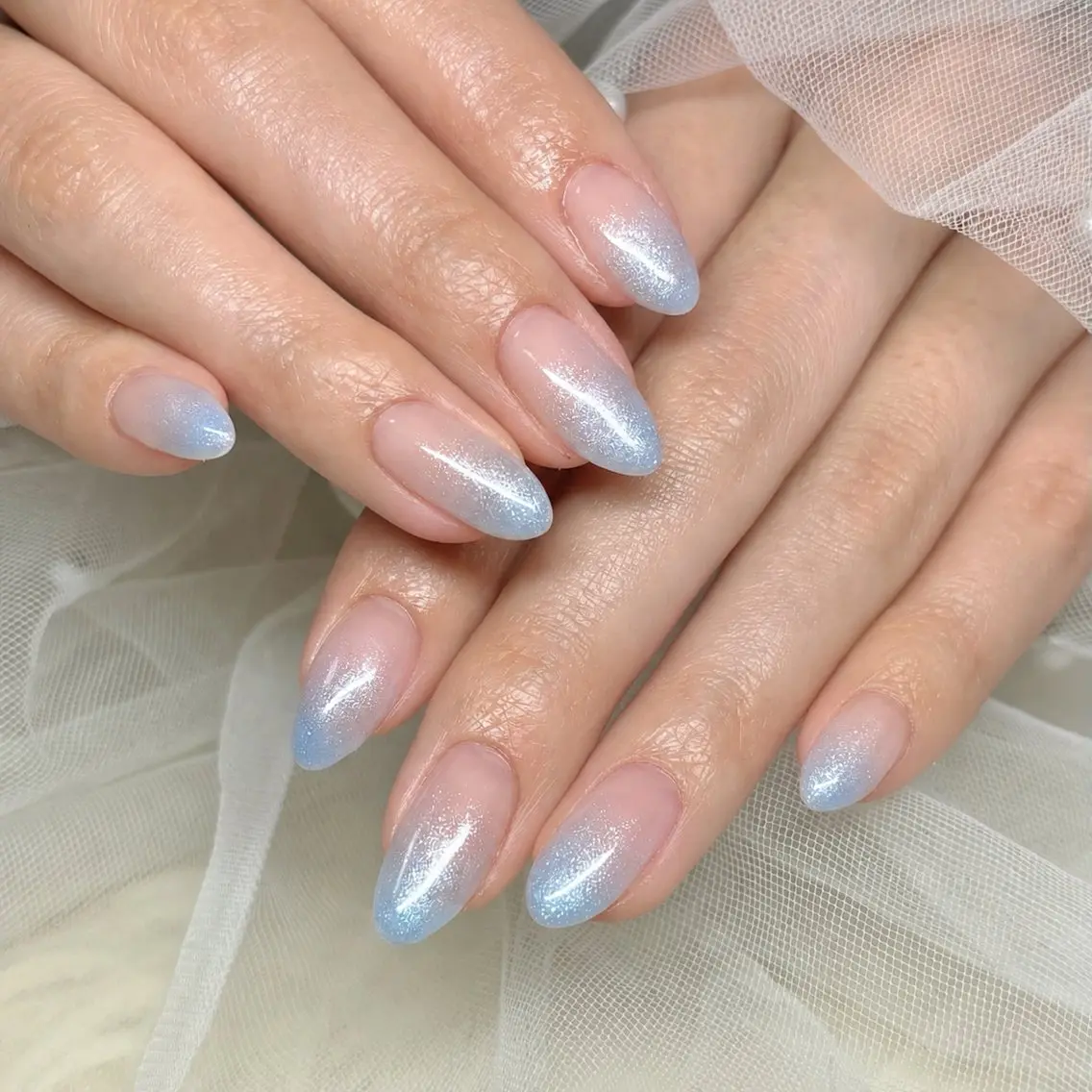 🩵マグネット・フラッシュ・ラメジェルグラデーション🩵‎/オフが無い方限定の時短メニュー💅🏻✨️の写真