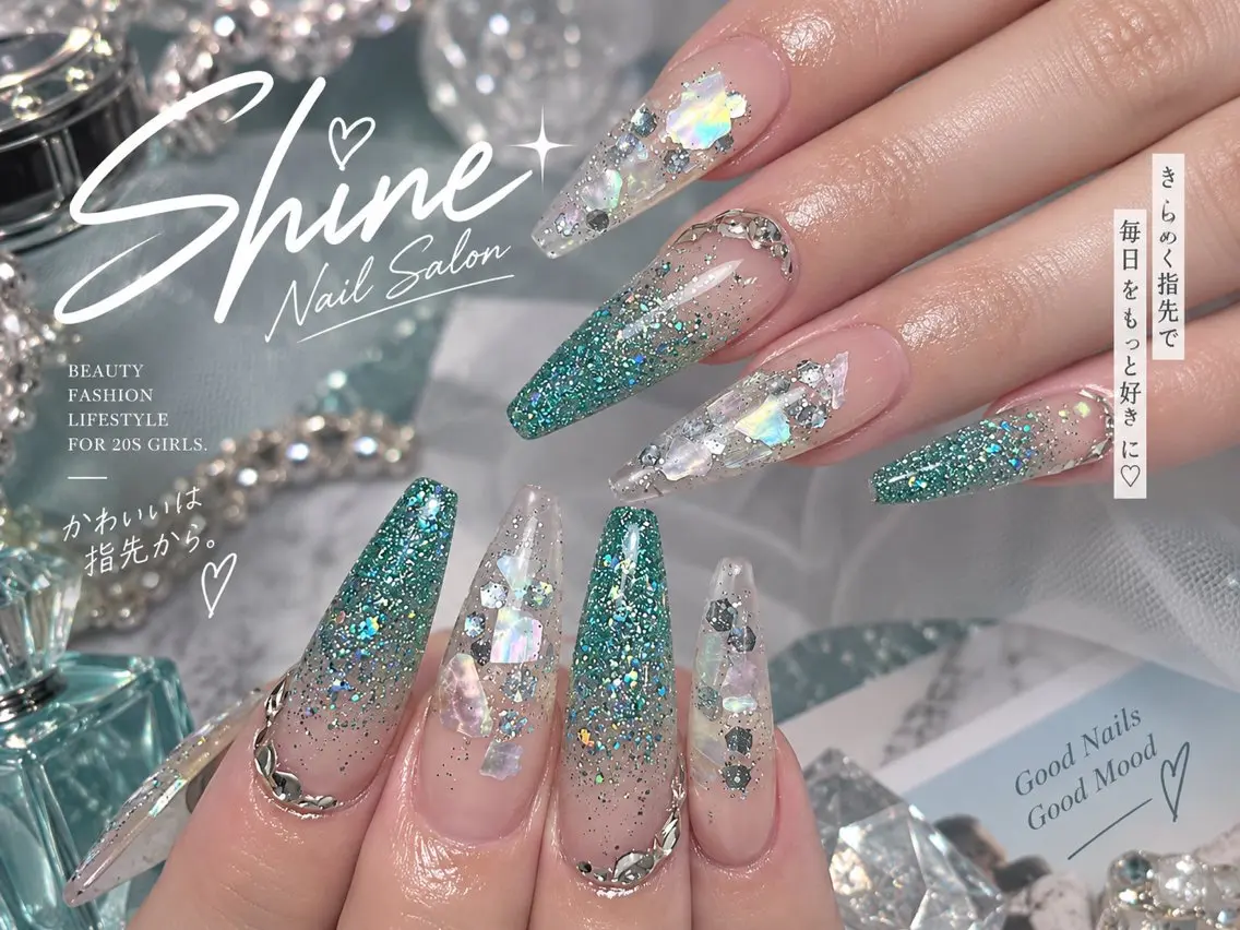 ネイル shineジェル& チップ長さだしのネイルデザイン