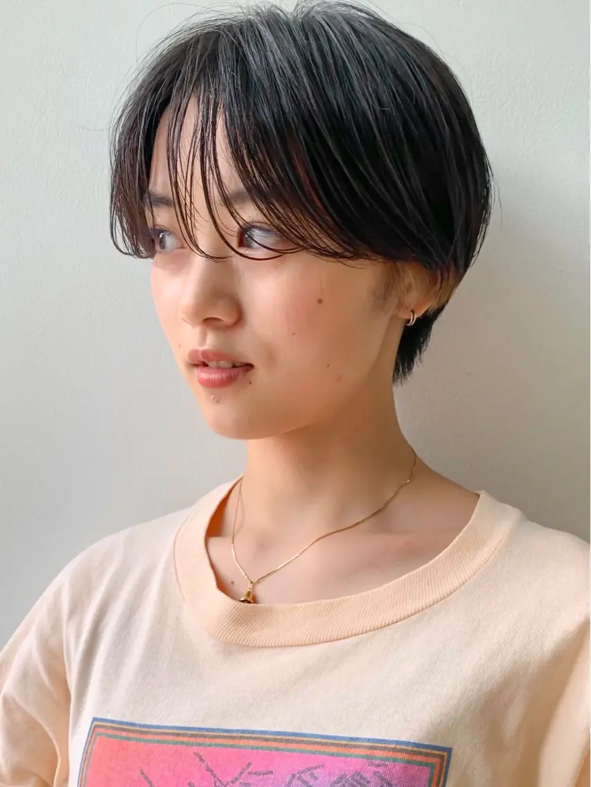 ショート ショートヘア REN/レイヤー✂️ ブリーチなしカラー✨のヘアスタイル