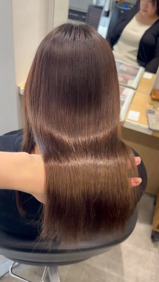 ロング 髪質改善 縮毛矯正 巻ける髪質改善🫧ハ イライト/永田汰伊智のヘアスタイル
