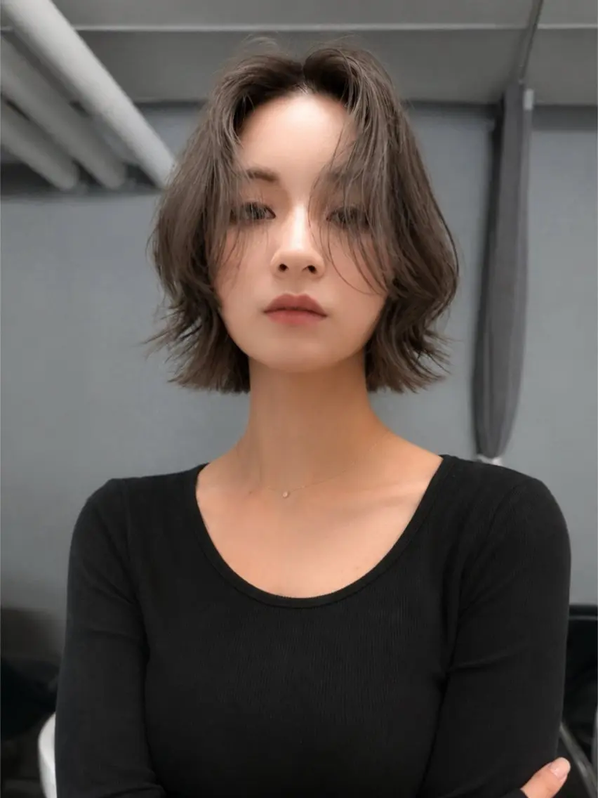 ミディアム カラー グレージュ シアーグレージュ ボブ カット ヘアカラー トリートメント Grow by NYNY 打越裕樹のヘアスタイル