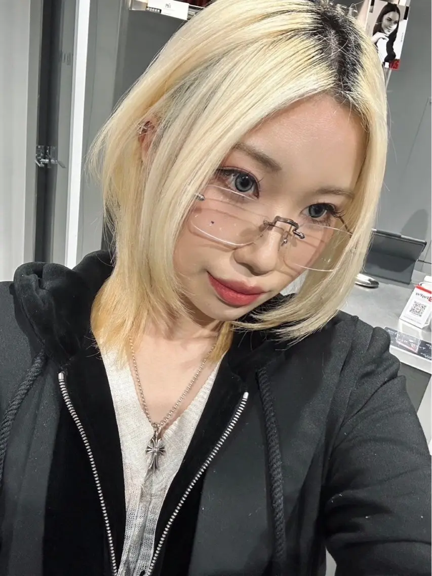 【ウルフカット】+【前処理付きケアカラー】+【5ステップ トリートメント】の写真