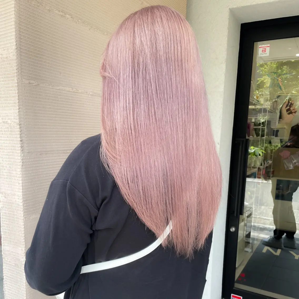 ロング カラー ロングレイヤー ベージュカラー ブリーチ ピンクカラー ピンクベージュ カット ヘアカラー 似合わせヘア🤍 面田法子のヘアスタイル