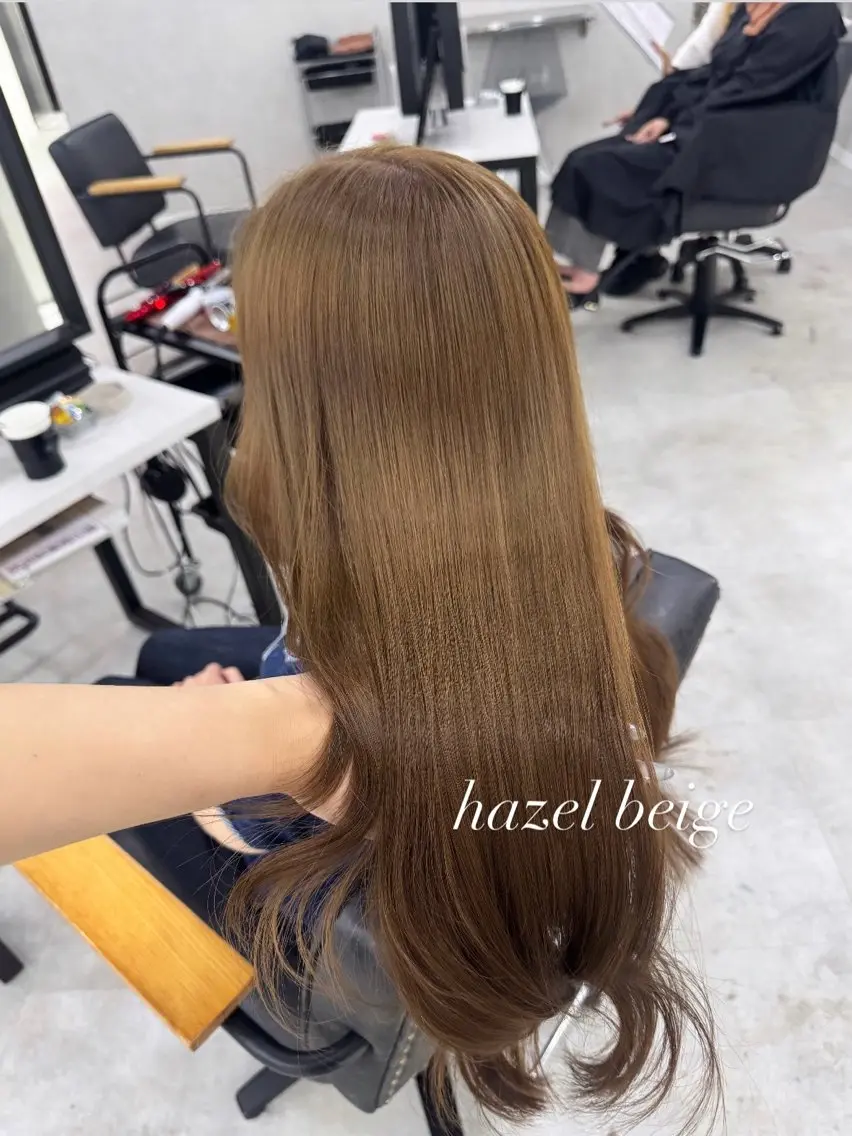 ロング カラー ベージュカラー ブリーチ ブラウンカラー ショコラブラウン ショコラグレージュ カット ヘアカラー トリートメント 赤み無し柔らかカラー 【梅田】madokaのヘアスタイル