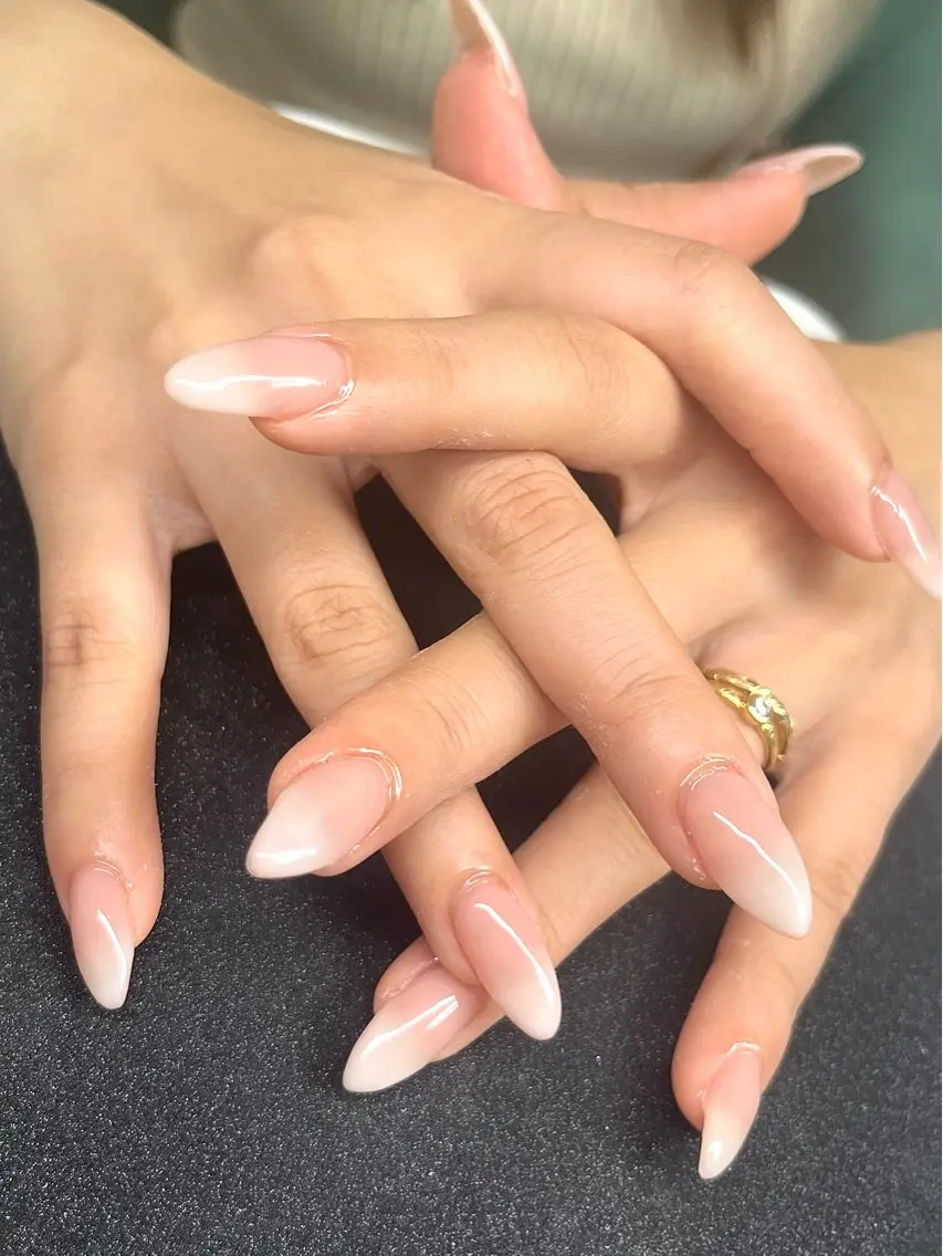 ネイル ハンドネイル Chika .のネイルデザイン