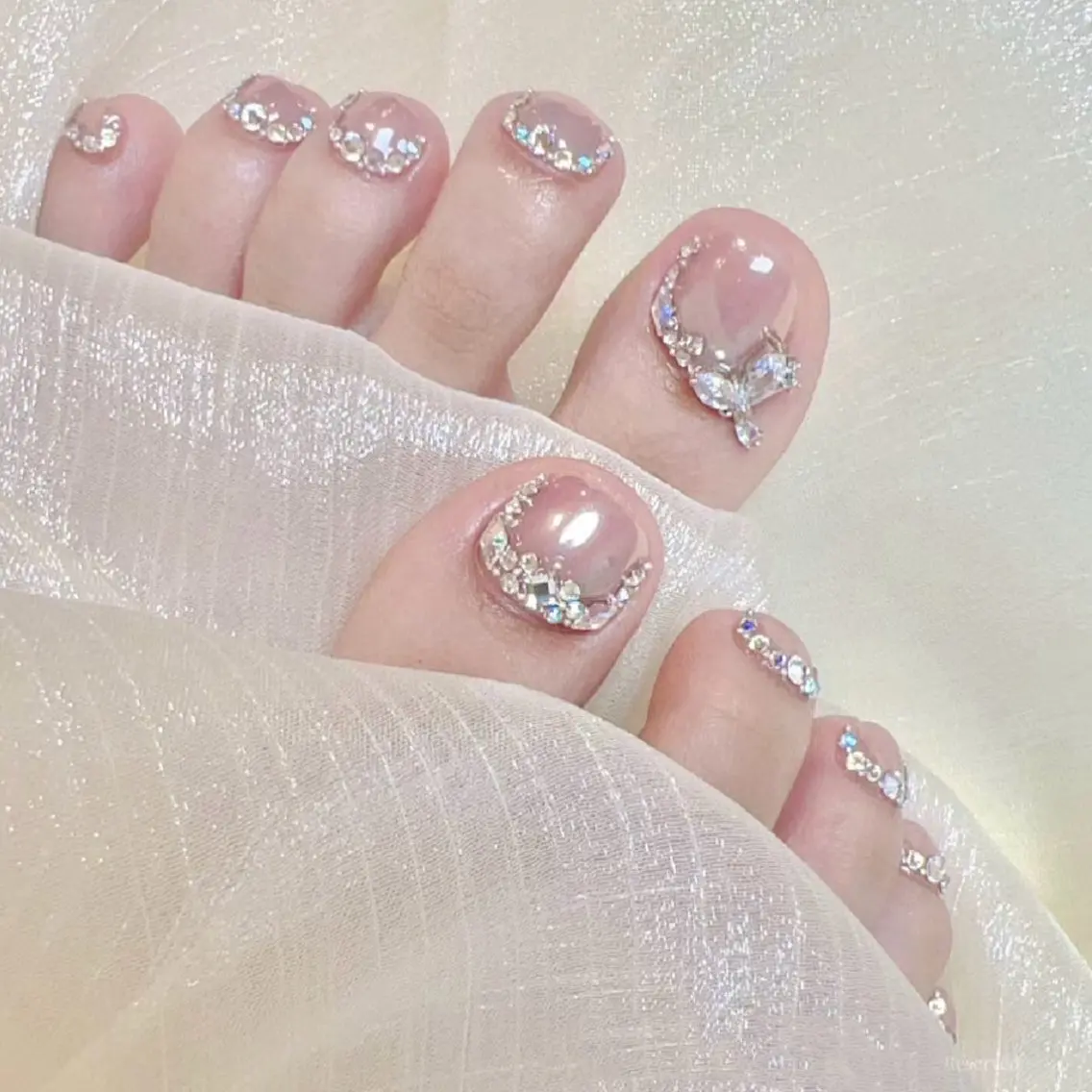 ネイル フットネイル Emi⭐️⭐️ 上野店のネイルデザイン