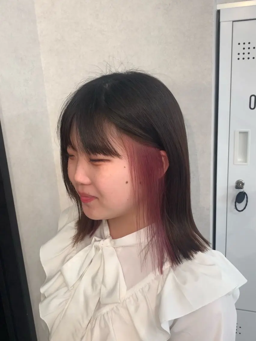 ミディアム カラー インナーカラー ラベンダーカラー ラベンダーピンク ピンクカラー 臼井 真人のヘアスタイル