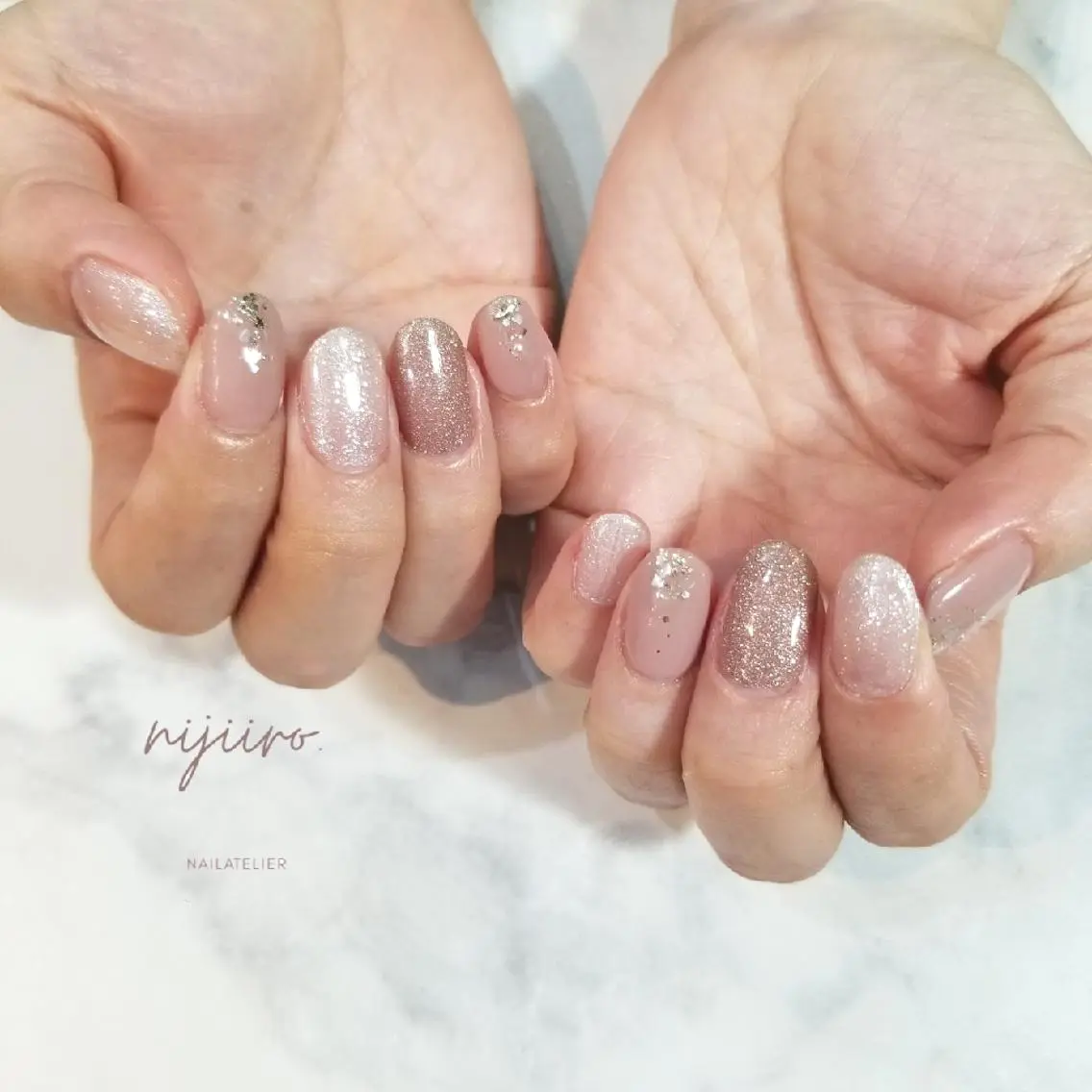 ネイル マグネットネイル ハンドネイル nijiiro🌈 サトウのネイルデザイン
