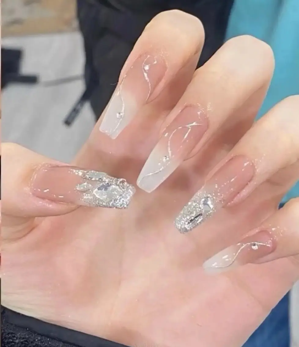 ネイル チークネイル 長さ出し フレンチネイル ガーリー 韓国ネイル sun nail池袋 モデル募集のネイルデザイン