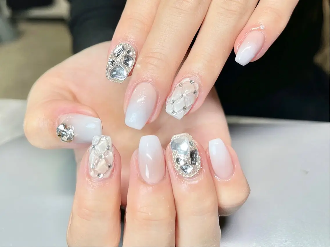ネイル ハンドネイル glance nailのネイルデザイン