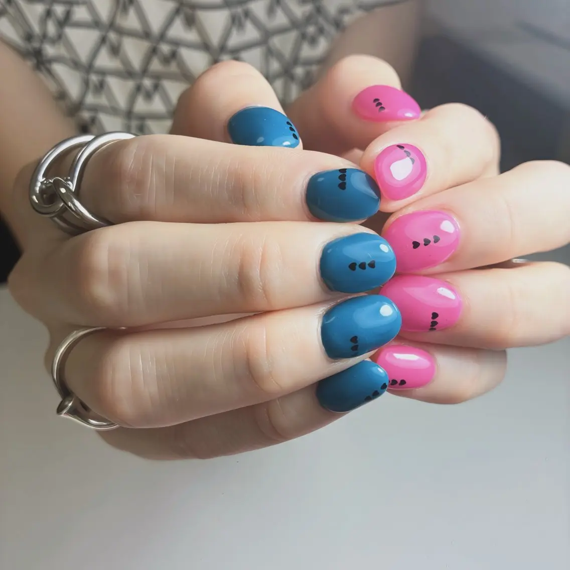 ネイル フットネイル 氷ネイル・うるうるネイル マグネットネイル メンズネイル ニュアンスネイル ハンドネイル nail salon anoneのネイルデザイン