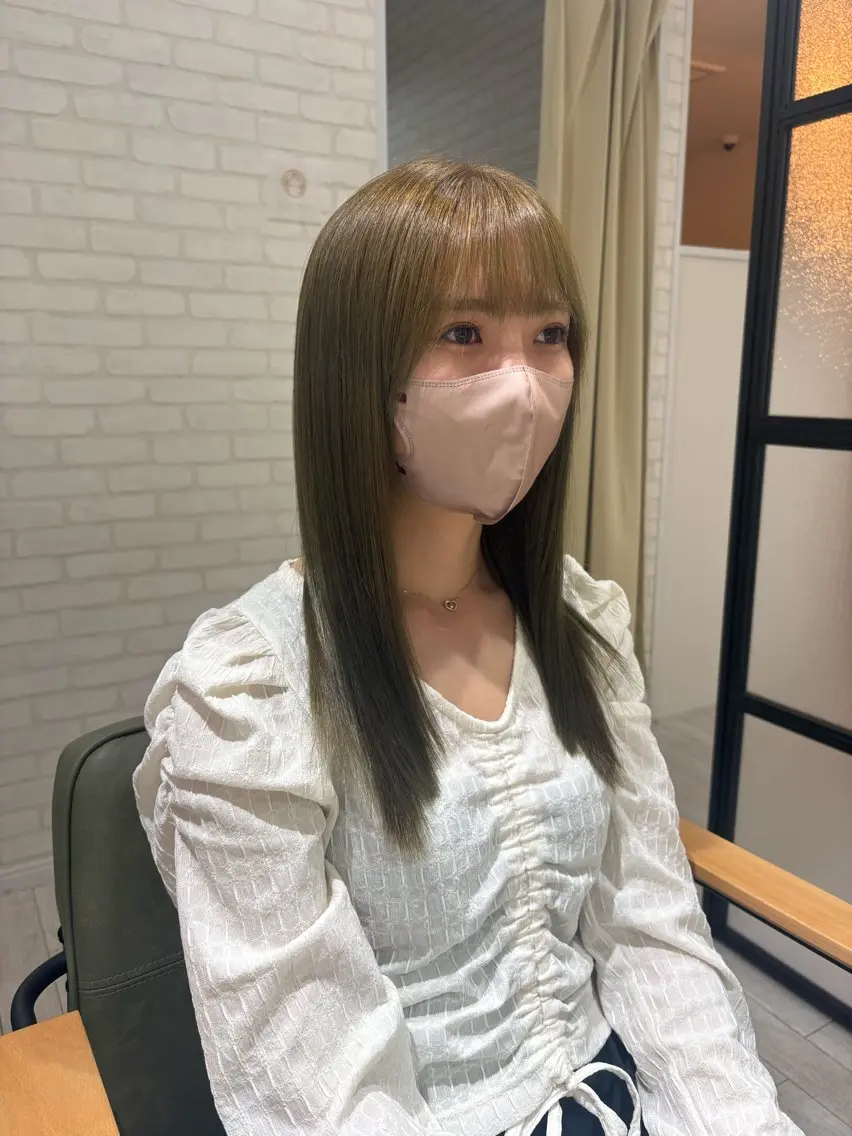 ロング カット ヘアカラー 空閑 永知のヘアスタイル