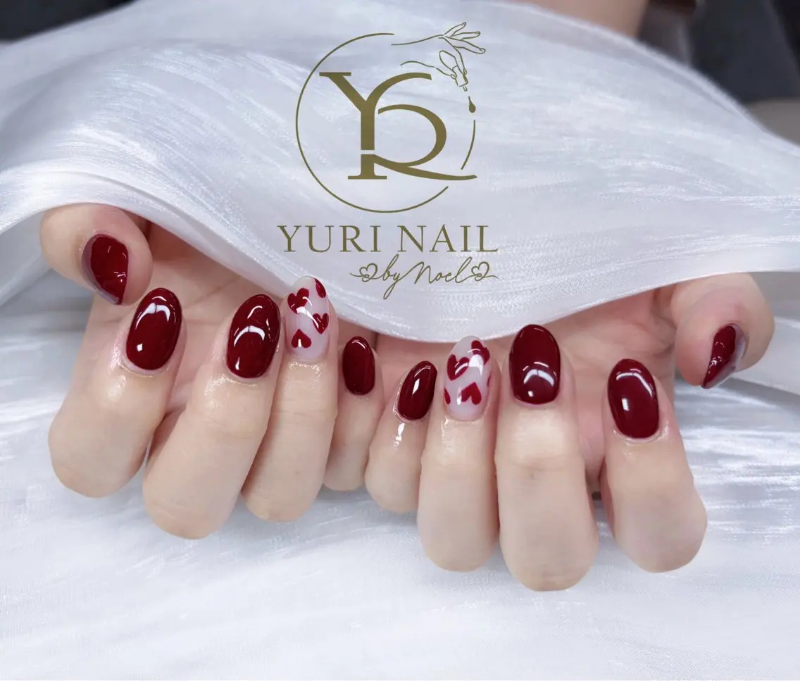 ネイル ハンドネイル フットネイル ハンドケア YURI Nail NARITAのネイルデザイン