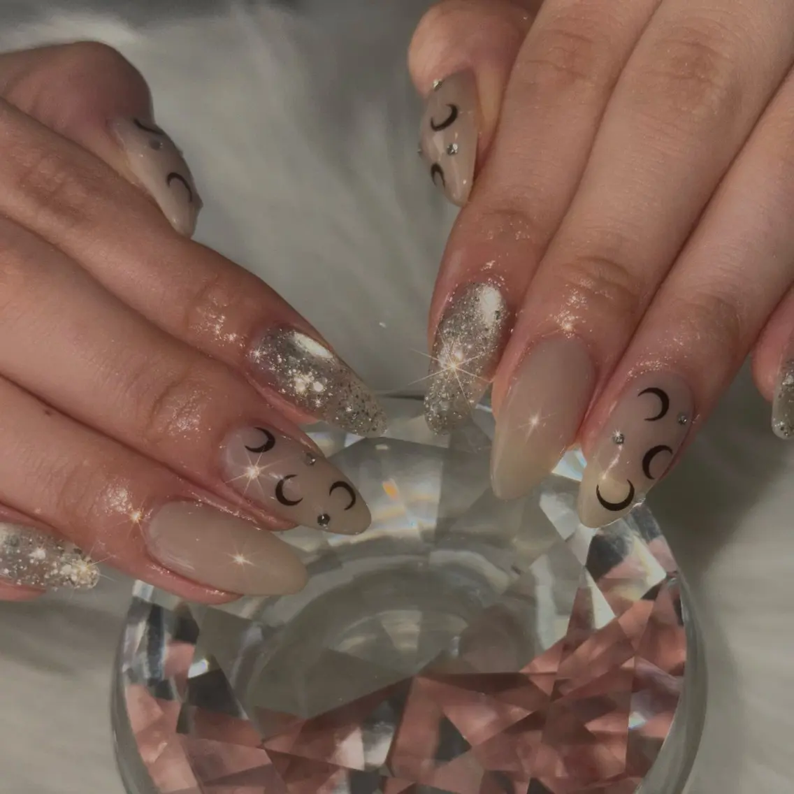 ネイル 氷ネイル・うるうるネイル マグネットネイル シルバー Nail Salon ANELAのネイルデザイン